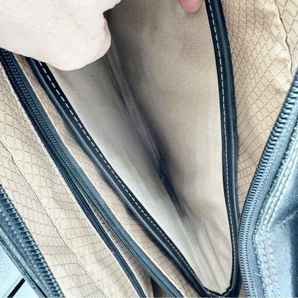 McKlein USA Winnetka Black Leather 15” Laptop‎ Briefcase Double Shoulder Strap - Picture 6 of 16